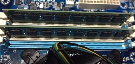 メモリの交換と増設 | パソコン修理とPCサポート札幌パソコンかけこみ寺