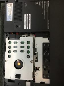 起動しないSONY PCG-11211Nの修理とデータ復旧
